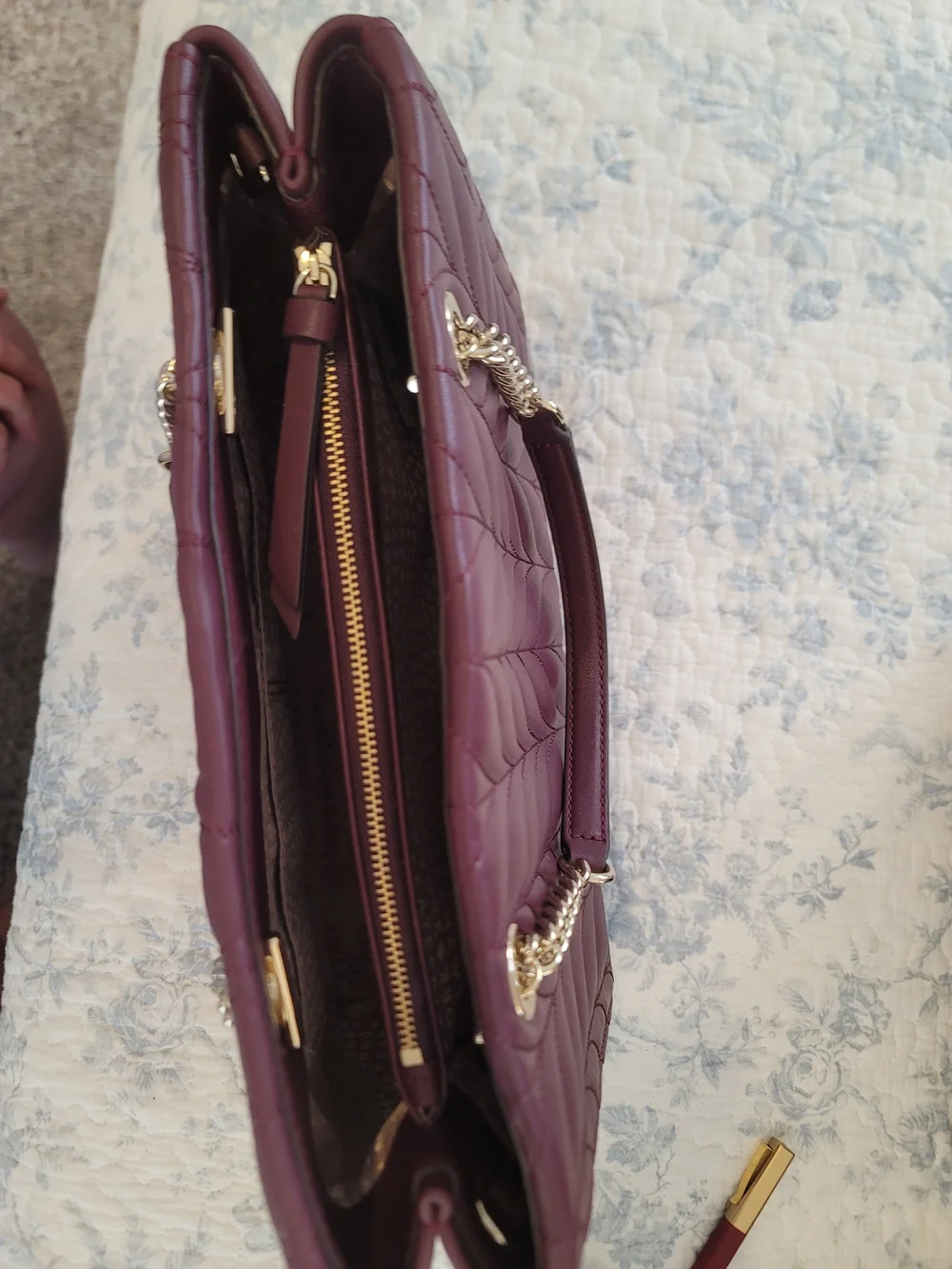 kate spade Quilted Leather Tote Bag in Plum Purple